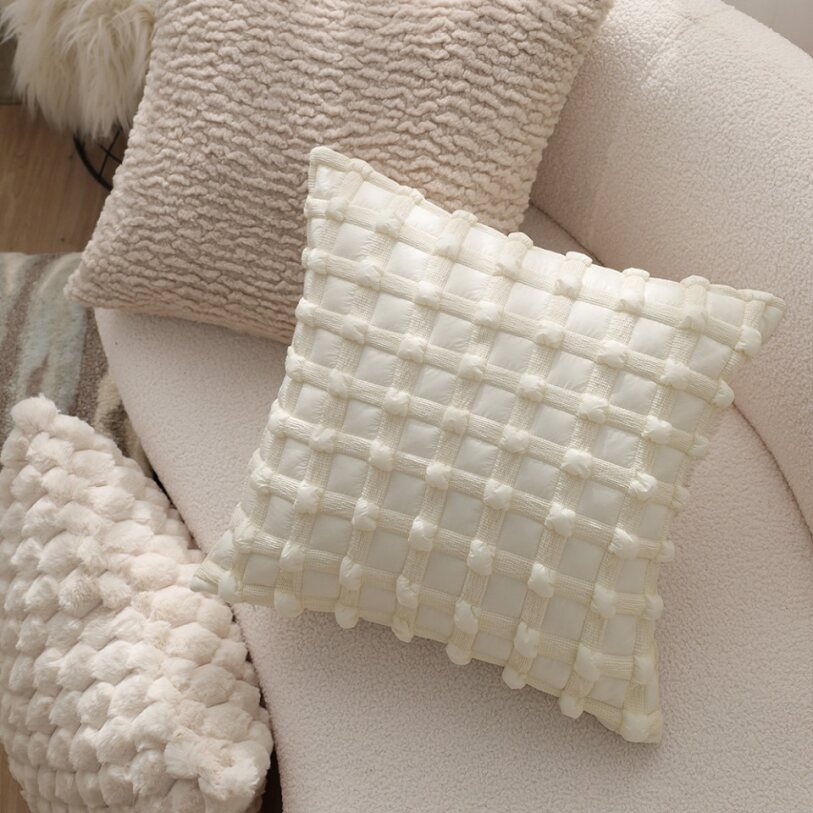 Luxurious Geometric Patterned Decorative Throw Pillow Set of 2 - 18"x18" optional of inserts