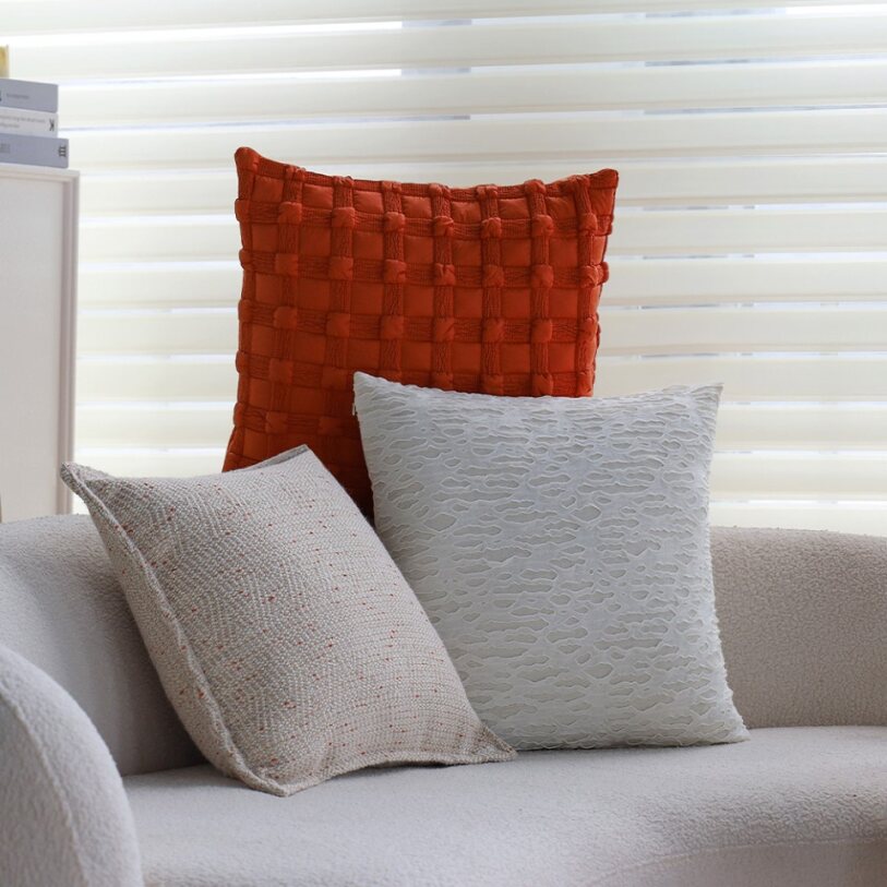 Luxurious Geometric Patterned Decorative Throw Pillow Set of 2 - 18"x18" optional of inserts