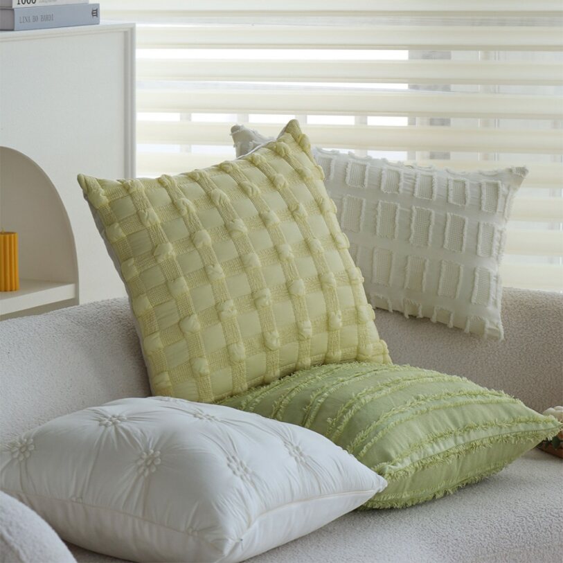 Luxurious Geometric Patterned Decorative Throw Pillow Set of 2 - 18"x18" optional of inserts